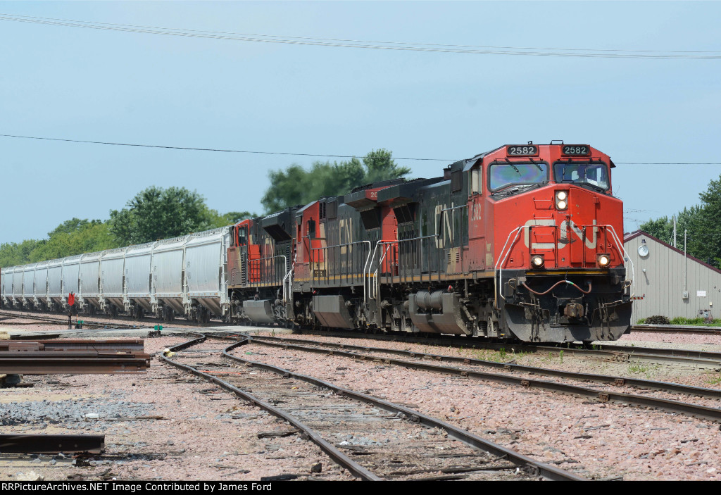 CN 2582 East